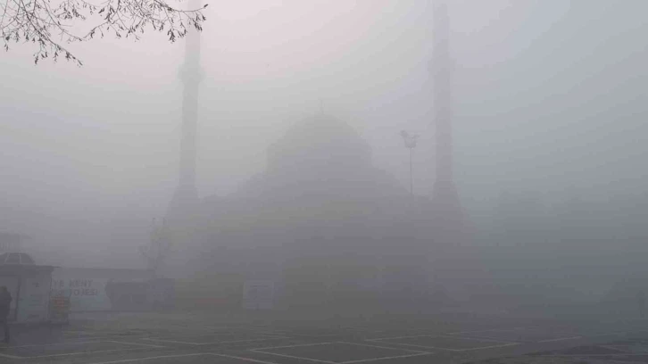 Yeni yılın ilk iş gününde sis yoğunluğu
