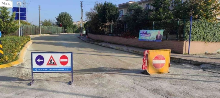 Yeniköy Çınar Caddesi’ne bin ton asfalt
