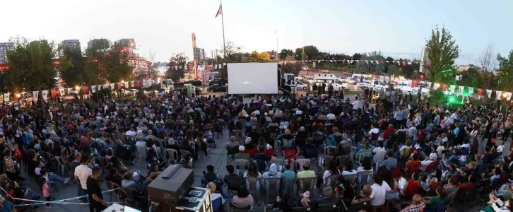 Yenimahalle’de açık hava sinema günleri başladı
