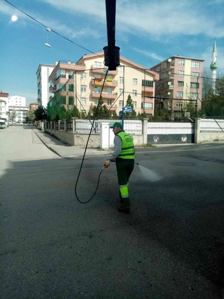 Yenimahalle sokaklarında temizlik çalışması
