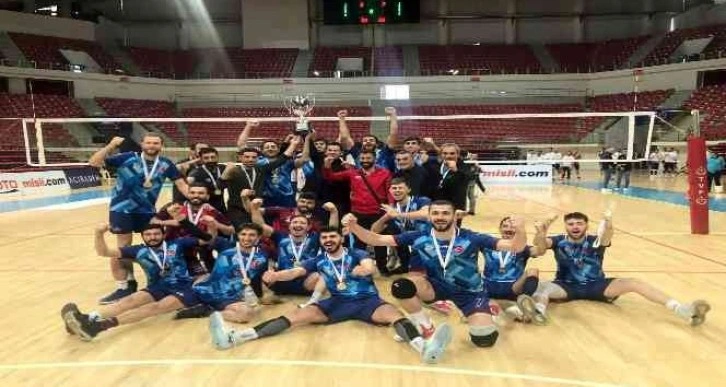 Yenişehir Belediyesi Voleybol Takımı 1. Lig’e yükseldi