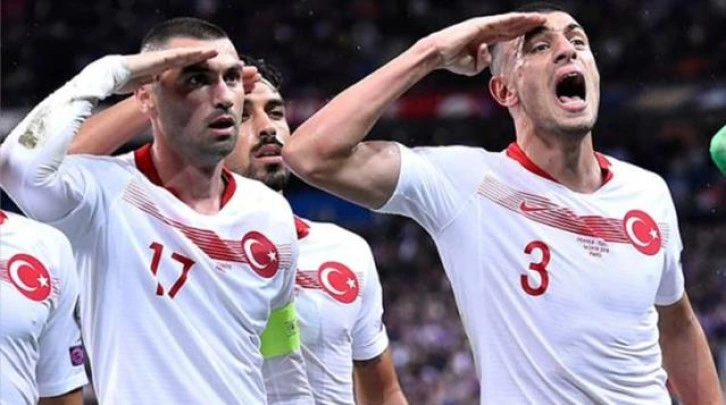 Yer yerinden oynayacak! Galatasaray, Burak Yılmaz'la anlaştı