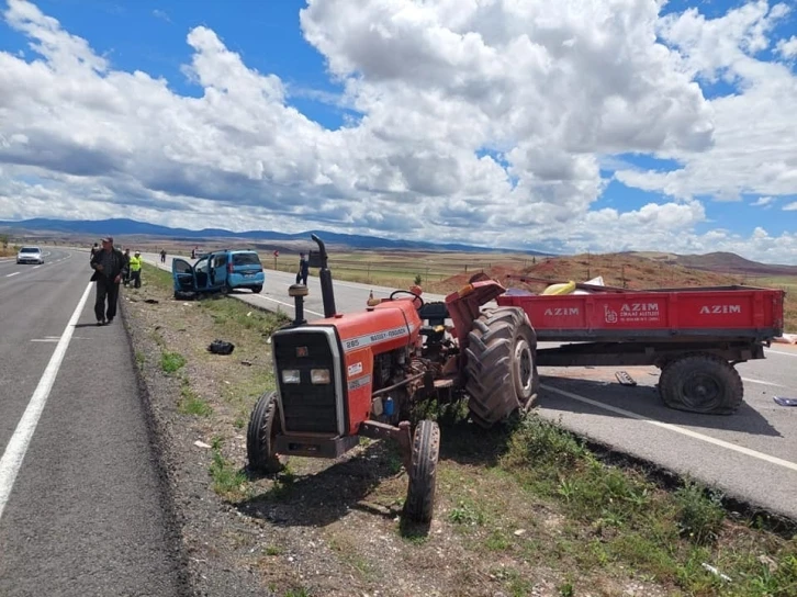 Yerköy’de trafik kazası: 1’i ağır 3 yaralı
