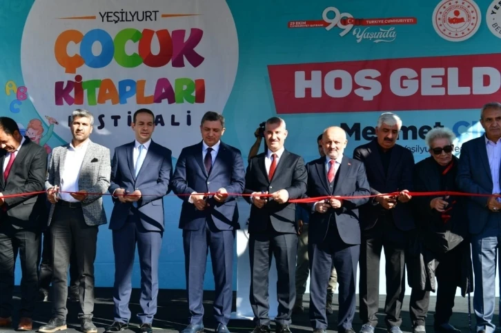 ‘Yeşilyurt çocuk kitapları’ festivali başladı
