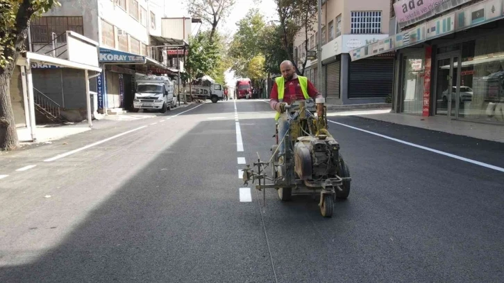 Yıldırım’ın sokaklarına 10 ayda 32 bin ton asfalt serildi
