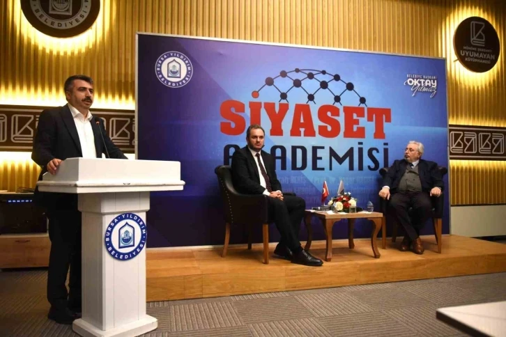 Yıldırım Siyaset Akademisi başladı
