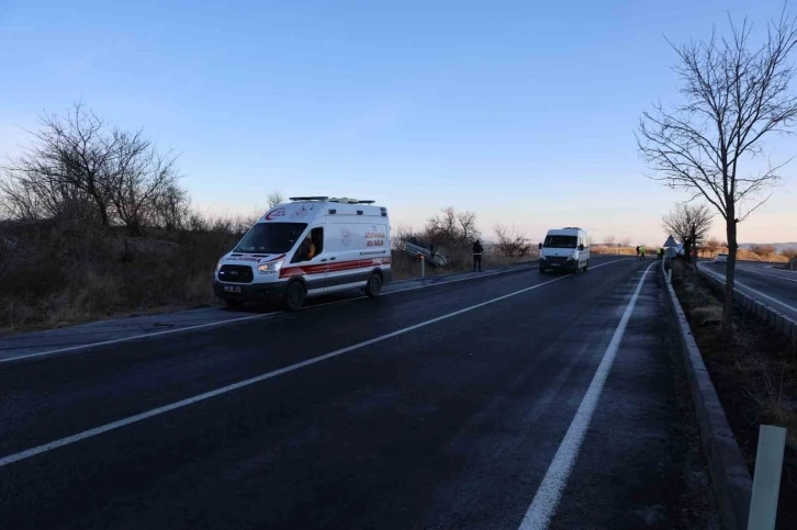 Yol buzlandı, kazalar art arda geldi
