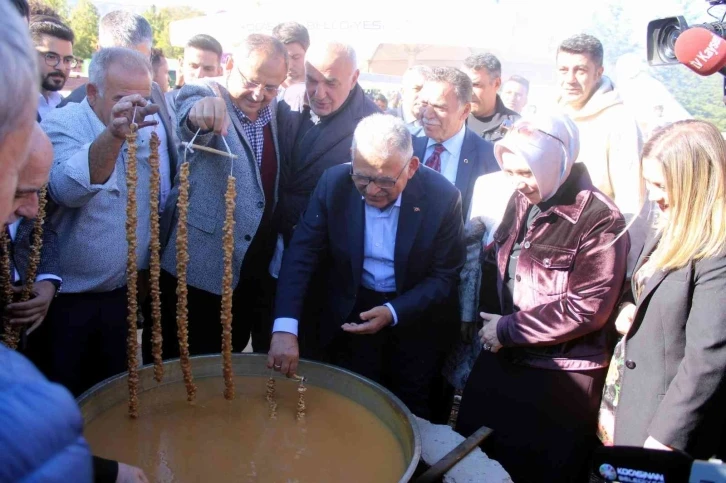 Yöresel Ürün ’Kedi Bacağı’ Kocasinan’da tanıtıldı
