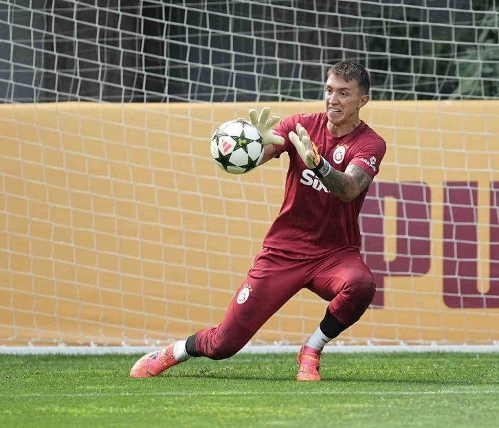 Young Boys maçı öncesi Fernando Muslera takımla çalıştı
