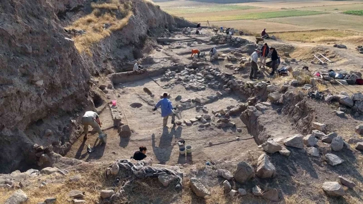 Yozgat’ta 6 bin yıl öncesine “hassas dokunuş”
