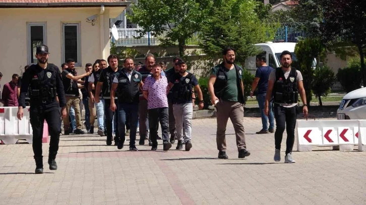 Yozgat’ta uyuşturucu operasyonu: 32 gözaltı
