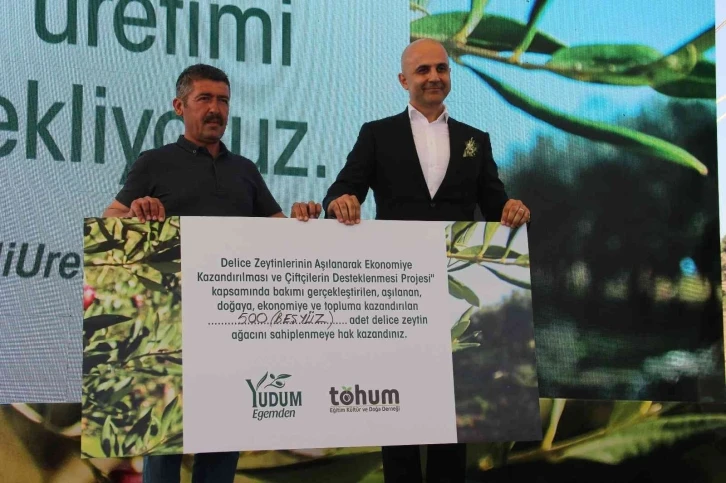 Yudum Egemden ve Tohum Derneği, yabani zeytin ağaçlarını ekonomiye kazandırıyor
