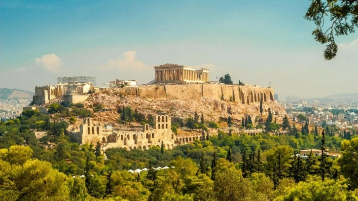 Yunanistan da yanıyor: Akropolis kararı!