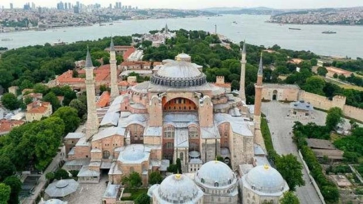 Yunanistan’ın Ayasofya hazımsızlığı! Skandal çağrı!