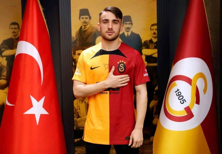 Yunus Akgün, 4 yıl daha Galatasaray’da
