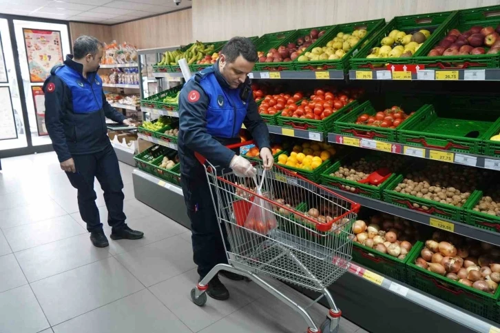 Zabıtadan marketlerde fiyat ve tartı denetimi
