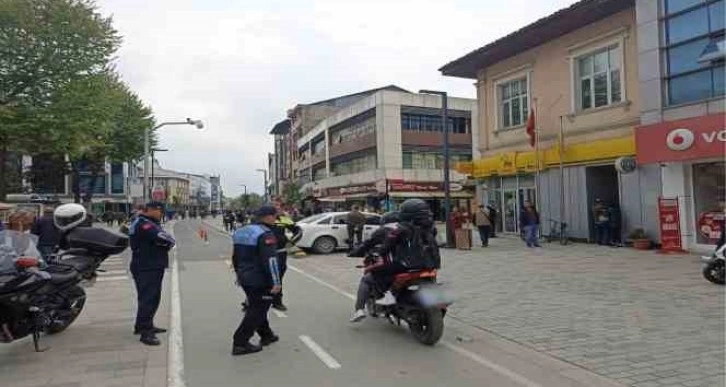 Zabıtadan motosikletlilere geçit yok