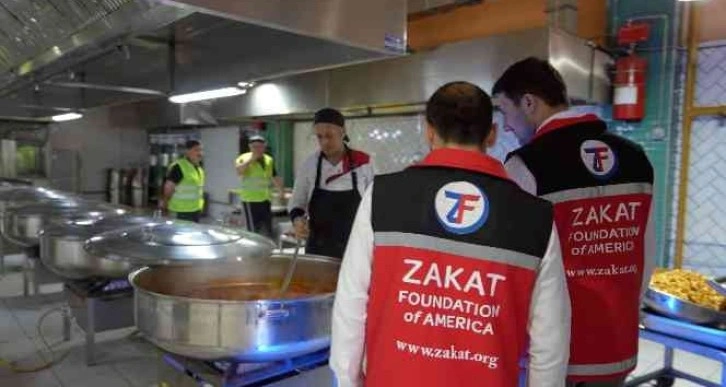 Zekat Vakfı Ramazan ayında iftar yemeği ve yardımlarda bulundu