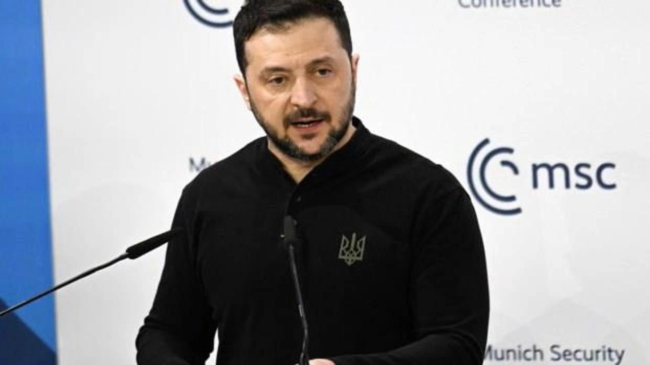 Zelenskiy'den ABD'ye sitem: Müzakere masasına kimin oturacağına Ukrayna karar vermeli