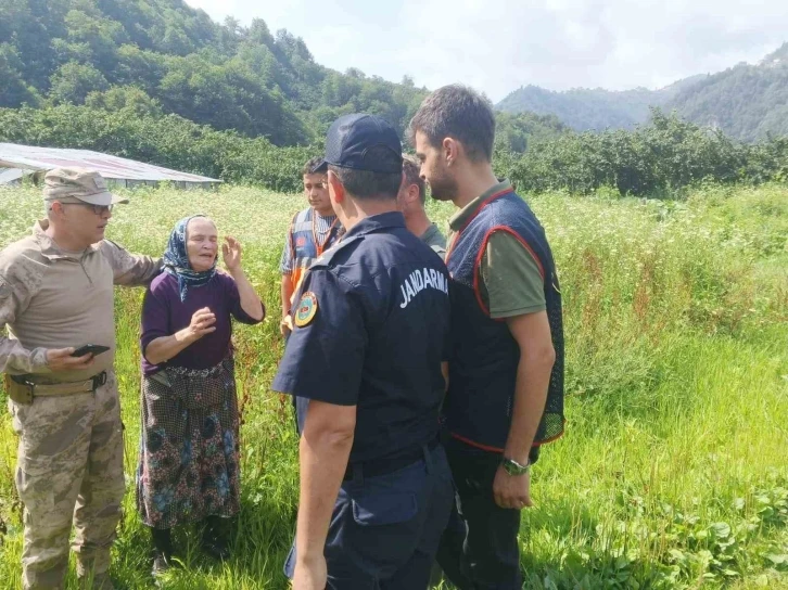 Zihinsel engelli kayıp kadın 20 saat sonra 2 kilometre mesafede bulundu
