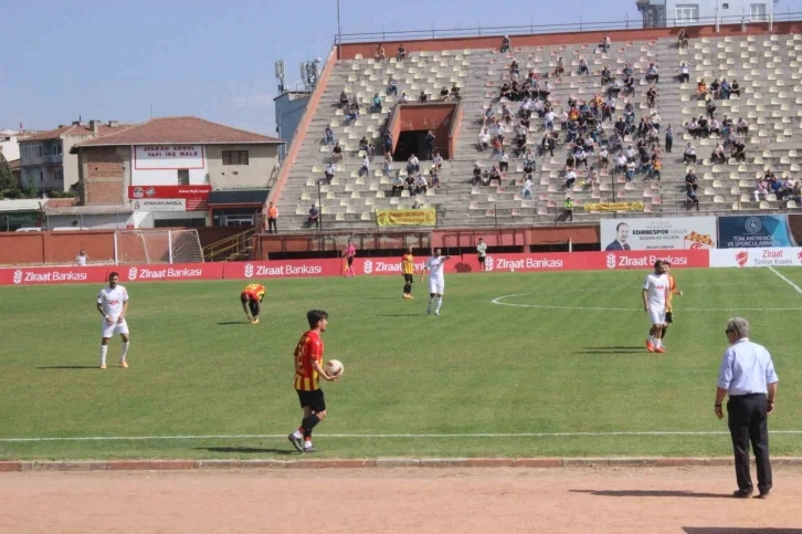 Ziraat Türkiye Kupası: Edirnespor: 1 - Çorlu 1947:2
