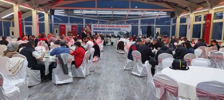 Zonguldak’ta gazeteciler iftarda buluştu
