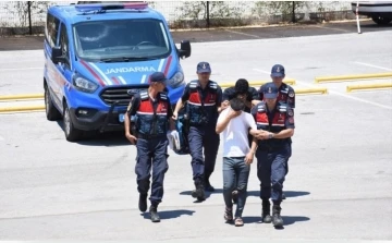 13 yıl kesinleşmiş hapis cezası vardı, kimlik kontrolünde yakayı ele verdi
