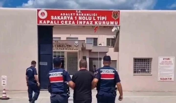 145 suç kaydı ve 28 yıl hapis cezası vardı, eski eşinin evinde yakalandı
