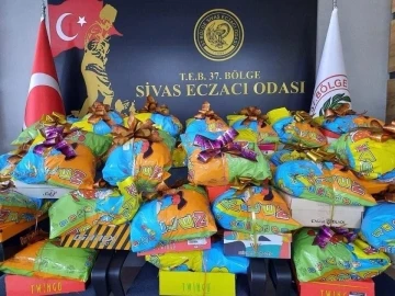 150 öğrenciye kışlık mont ve bot yardımı
