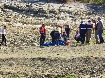 16 yaşındaki çocuk baraj gölünde boğuldu
