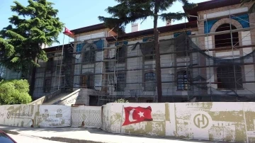 165 yıllık tarihi vilayet binası aslına uygun restore ediliyor
