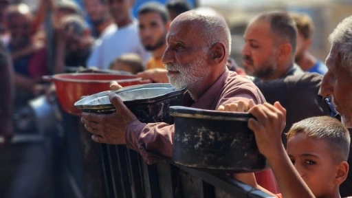 200 bin Filistinli 14 gündür aç! Yiyecek, içecek ve ilaç krizi derinleşti