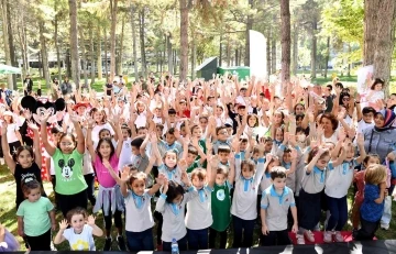 500 çocuğun katılımı ile eğlenceli ve sağlıklı etkinlikler düzenlendi
