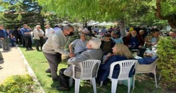 60 yıllık okul arkadaşları buluştu