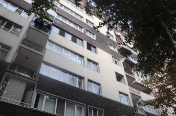 8. kattan apartman boşluğuna düşen şahıs hayatını kaybetti
