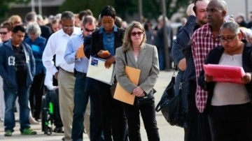 ABD'de işsizlik maaşı başvuruları beklenenden fazla arttı
