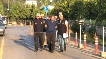 Adana’da FETÖ operasyonu
