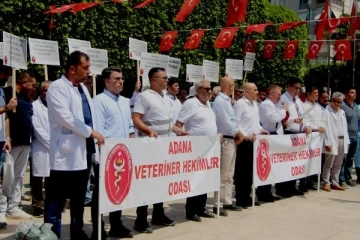 Adana’da veterinerler 1 günlüğüne iş bıraktı  
