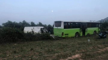 Adana'da katliam gibi kaza: 3 ölü, 10 yaralı!