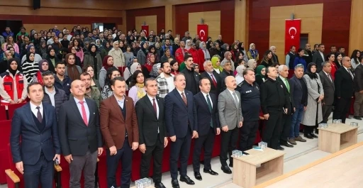 Adıyaman’da en iyi narkotik polisi anne projesi toplantısı yapıldı
