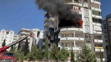 Adıyaman’da korkutan yangın: 4 kişi dumandan zehirlendi
