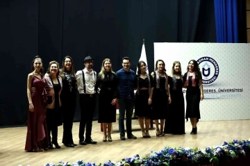 ADÜ Müzik Öğretmenliği öğrencileri Şan Resitali düzenledi
