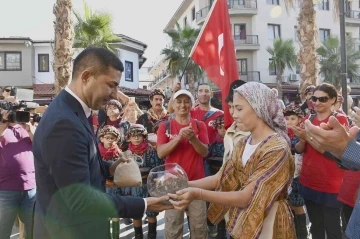 Afyon Kocatepe’den Kuşadası’na ’Zafer Toprağı’
