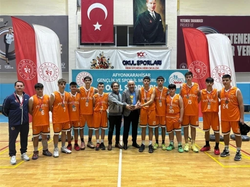 Afyonkarahisar’da genç erkekler basketbol müsabakaları sona erdi
