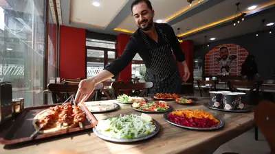 Zorluklara karşın işini büyüten Doğan Gündeş, kebap işletmesini Gaziantep’e taşıdı