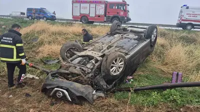 Kızıltepe’de kontrolden çıkan otomobil devrildi, 3 kişi yaralandı
