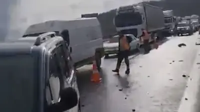 Nurdağı’nda yağış zincirleme kazaya yol açtı: 8 kişi hastaneye kaldırıldı