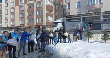 Ağrı’dan 11. yardım tırı afet bölgesine gönderildi