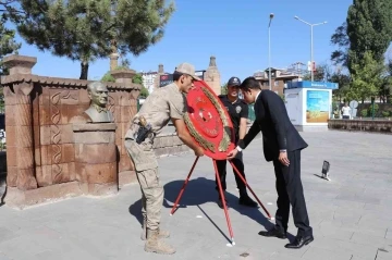 Ahlat’ta 30 Ağustos Zafer Bayramı kutlandı
