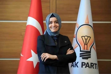 AK Parti’de Fatma Betül  Sayan Kaya MYK üyesi olarak seçildi
